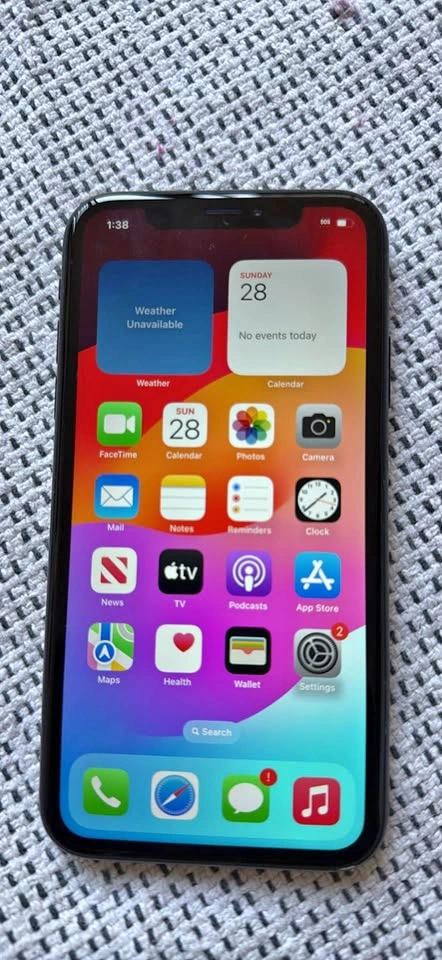 Apple iPhone XR - Black