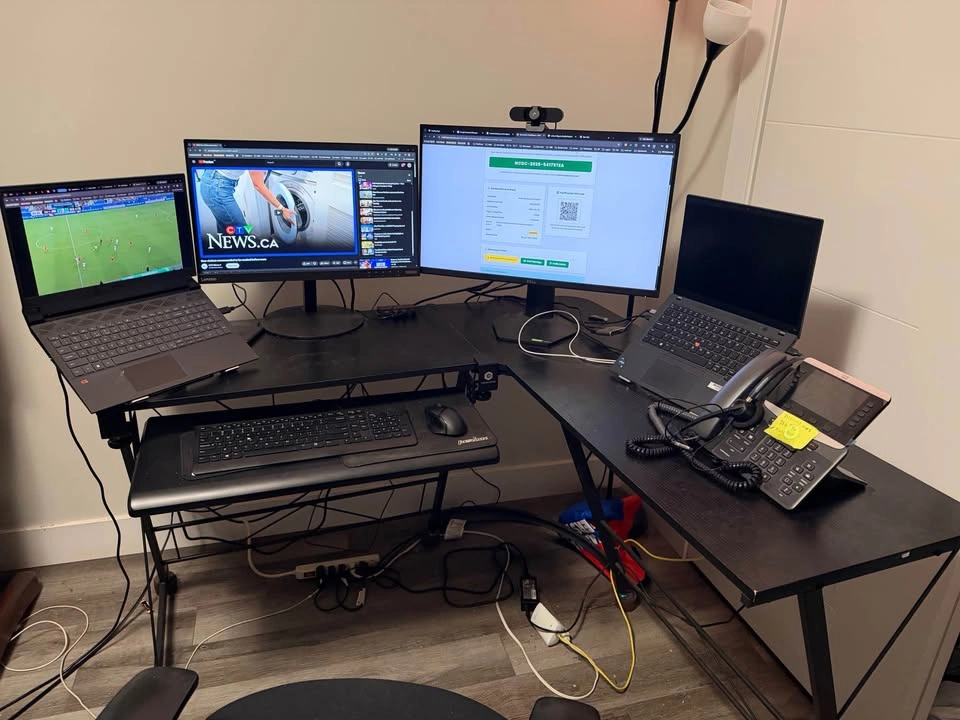 L-Shaped Gaming/Work Desk - photo 3