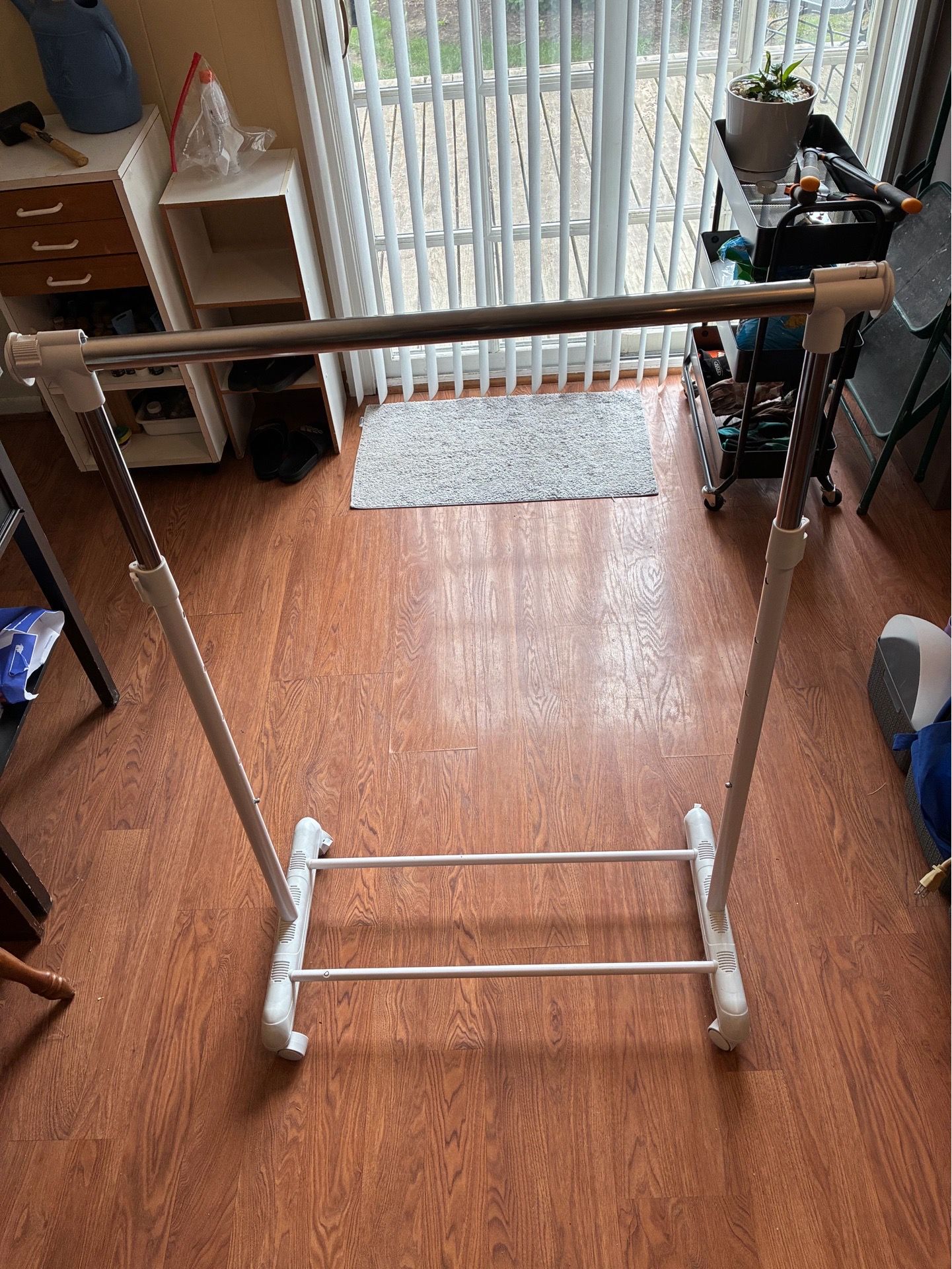 White Clothes Hanging Rack Expandable on Wheels - photo 3