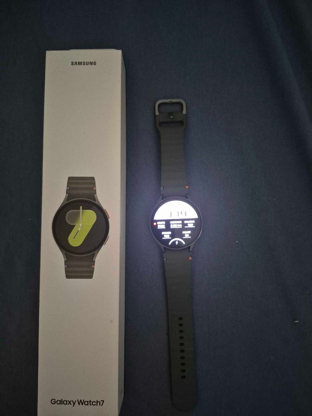 Samsung Galaxy Watch7 - photo 2