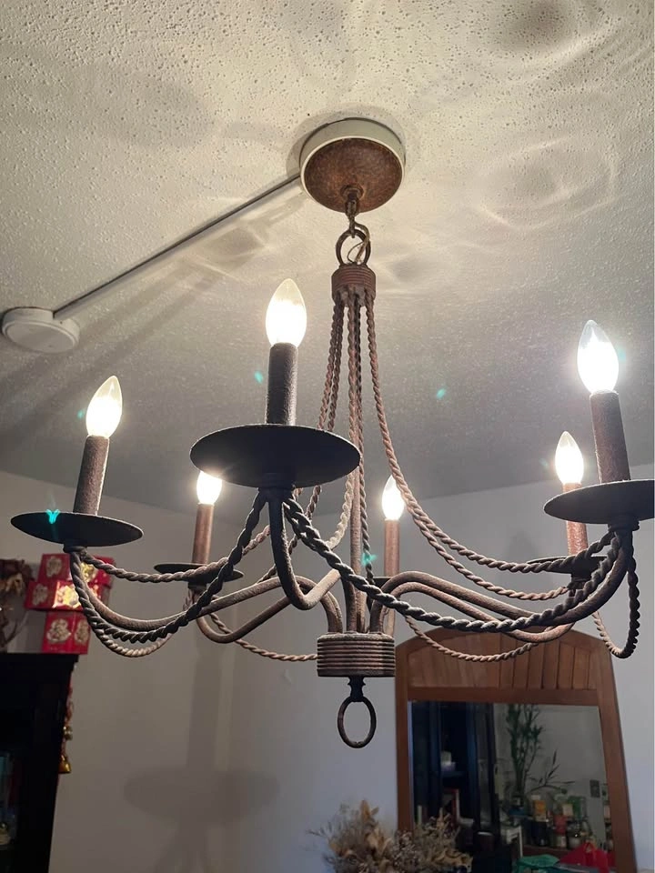 Ethan Allen Chandelier - photo 2