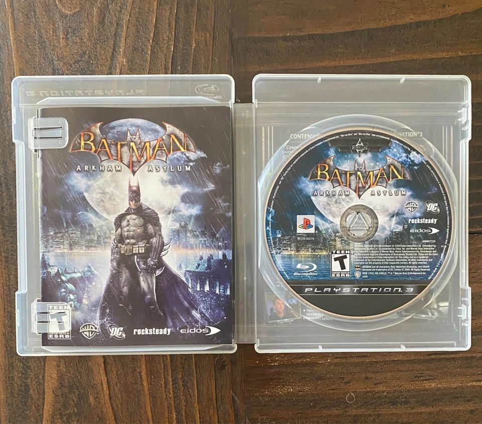 Batman Arkham Trilogy PS3 (Origins Sealed/New) - photo 3