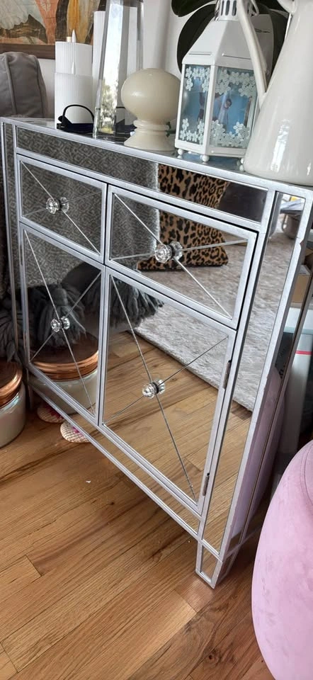 Mirror Nightstand - photo 2