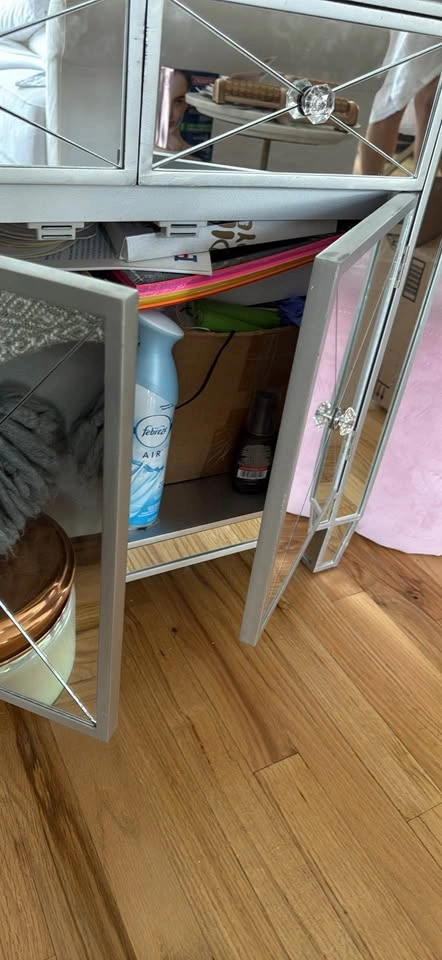Mirror Nightstand - photo 4