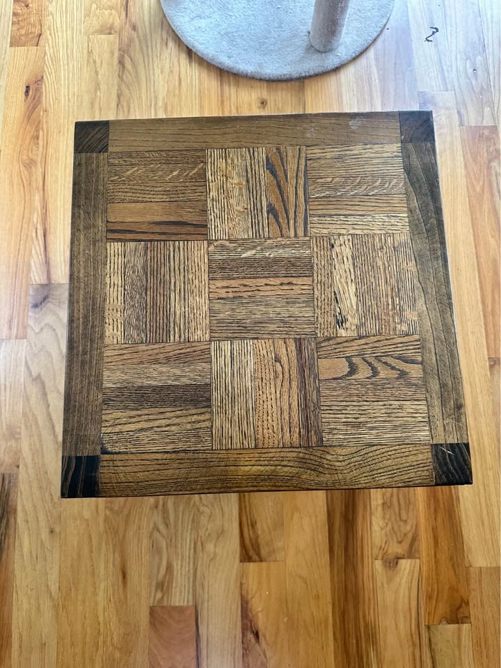 Wood End Table - photo 3