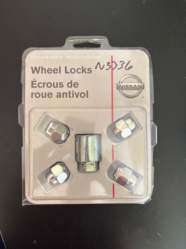 Nissan Wheel Locks