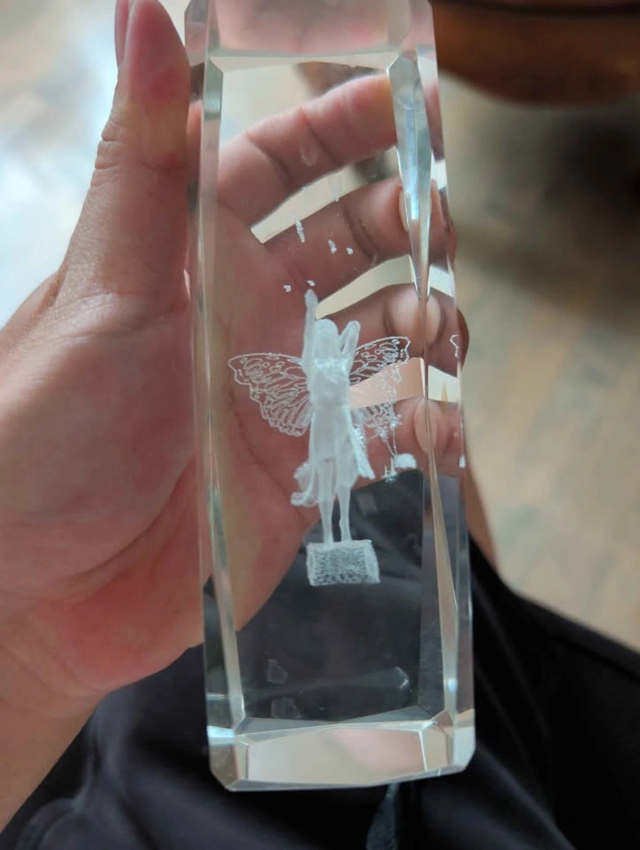 Crystal Paperweights - photo 2