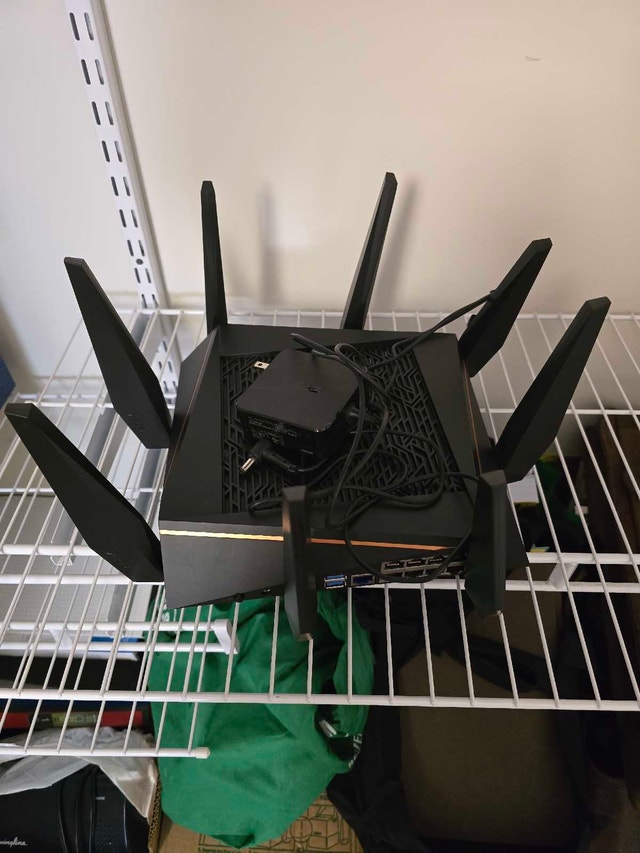 ASUS ROG Rapture GT-AC5300 Tri-band Gaming Router - photo 2