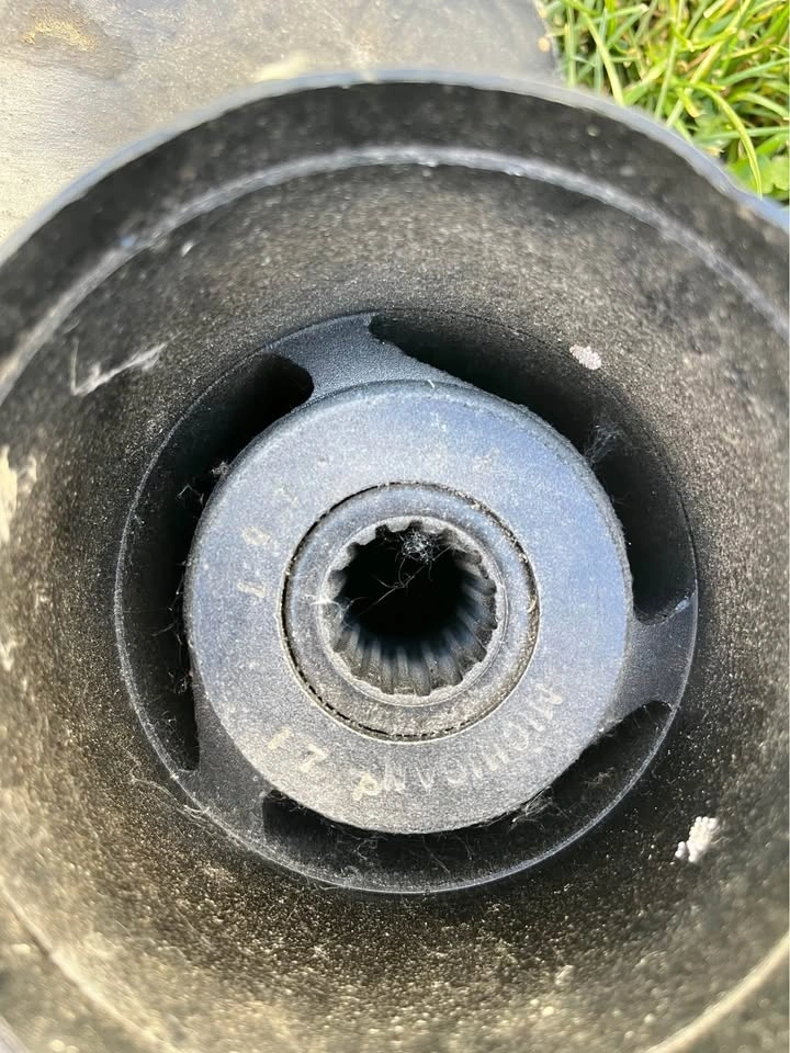 Boat prop - photo 3