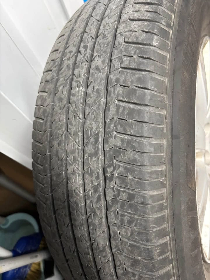 4pcs (one set) All Season Tire 215/70 R17 BRIDGESTONE DUELLER - photo 3