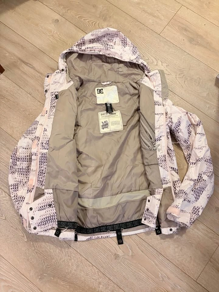 women snowboard jacket - photo 2