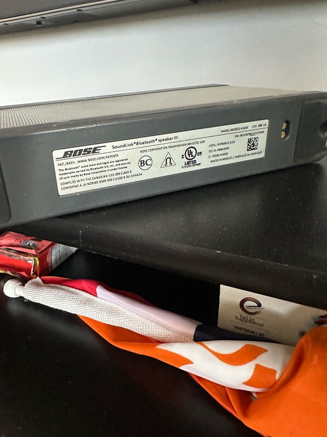 Bose SoundLink Bluetooth Speaker III - photo 2