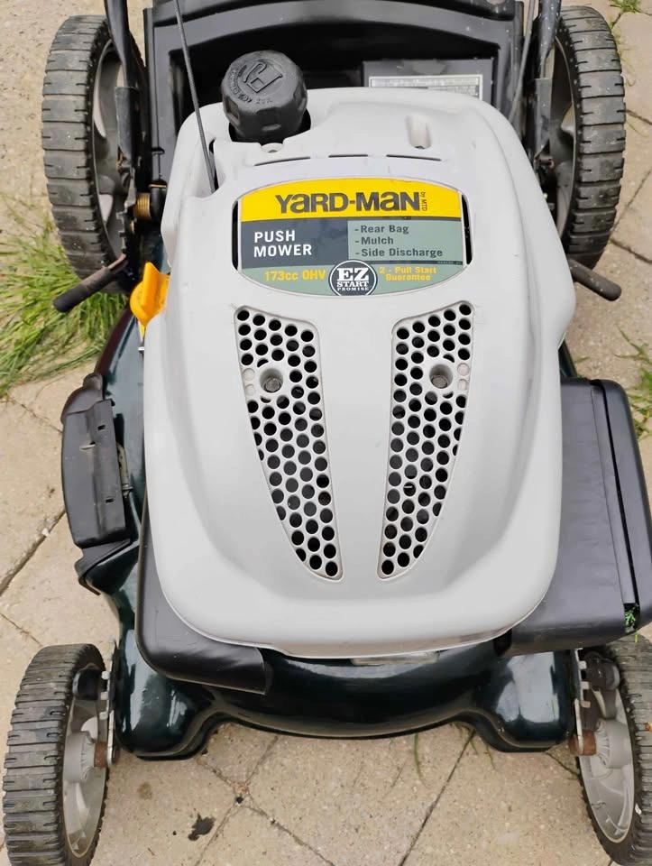 YARD-MAN Lawnmower - photo 4