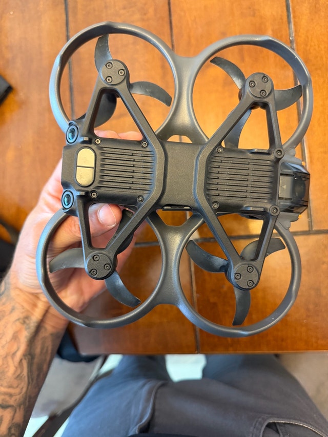 DJI Avata 2 Fly More Combo — 3 Batteries — Used Twice - photo 4