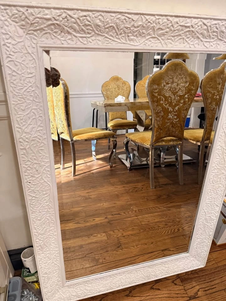 White bathroom/ console/ hallway mirror