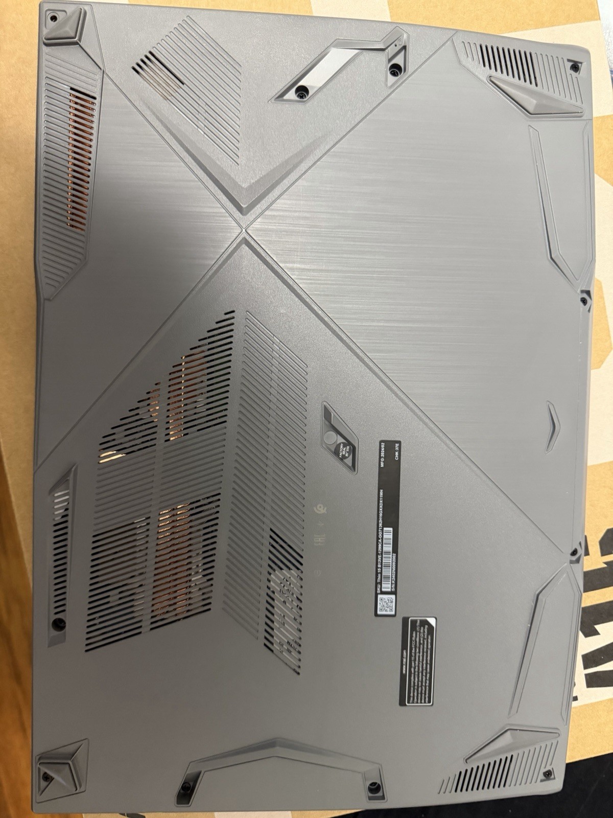 MSI Thin 15 15.6” 144Hz i7-13620H RTX 4050 Laptop - photo 5