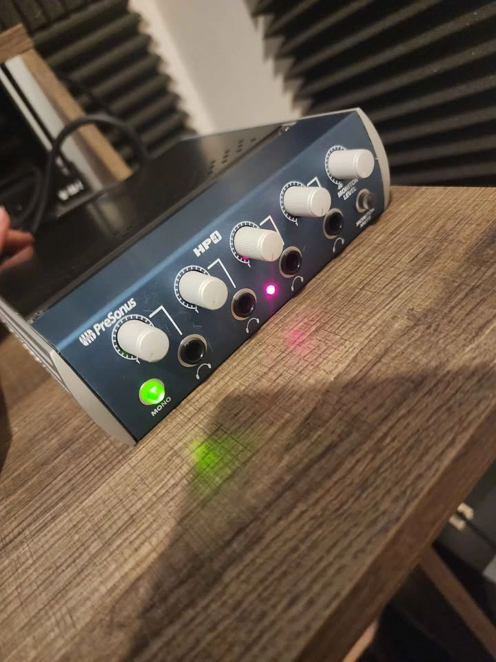 PreSonus HP4 4-Channel Headphone Distribution Amplifier - photo 5