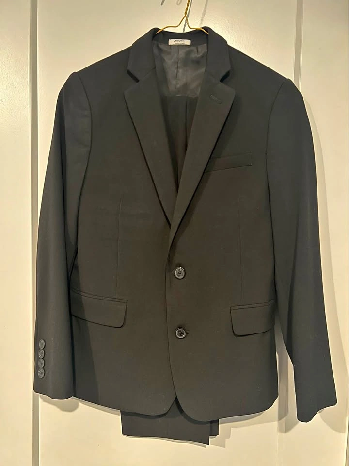 Complete boys (10pc) formalwear wardrobe, all size 12