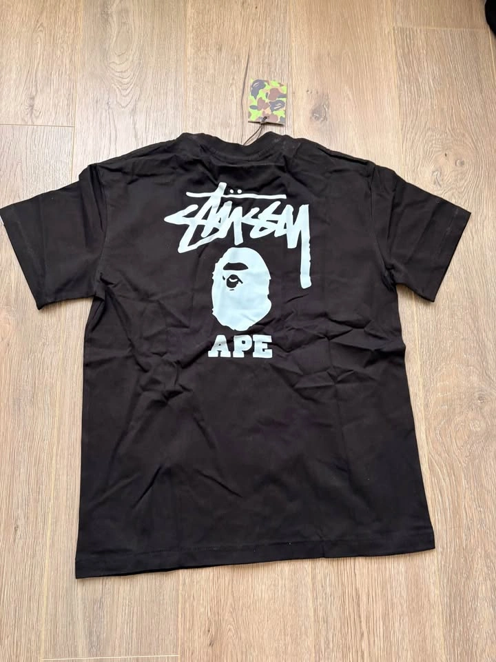 BAPE x Stüssy T-Shirt - photo 2