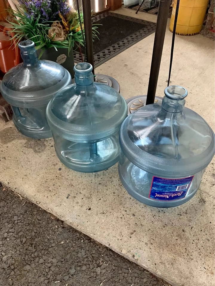HALF SIZE CAMPING WATER JUGS