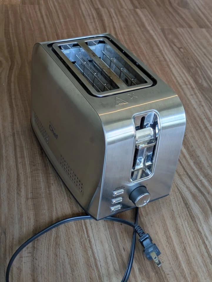 MASTERChef 2-Slice Stainless Steel Toaster - Excellent Conditio - photo 2