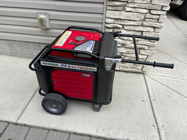Honda EU 7000 IS Generator