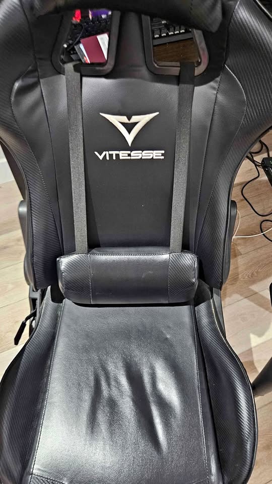 Vitesse Gaming chair