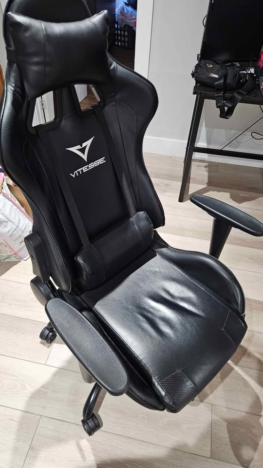 Vitesse Gaming chair - photo 2