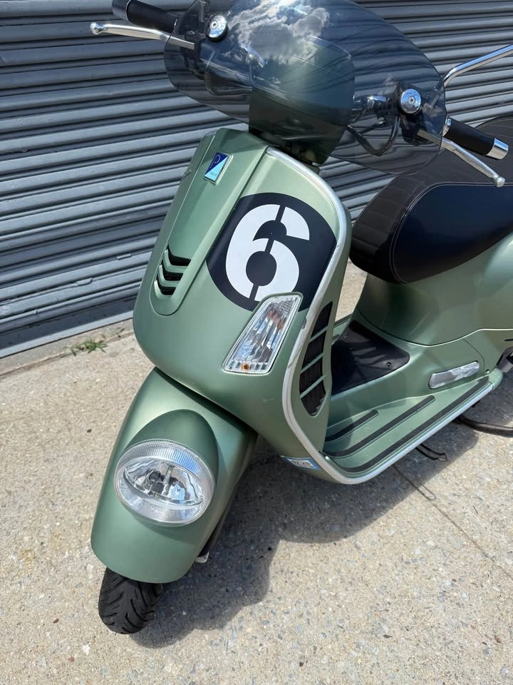2019 Vespa GTV - photo 4