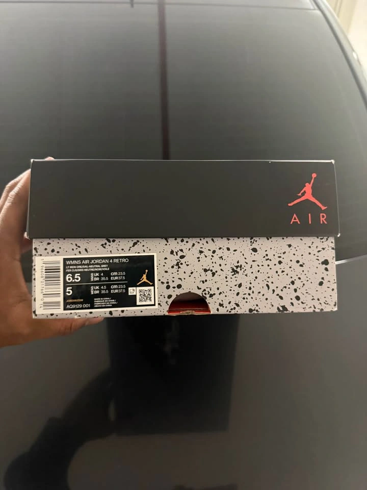 Jordan 4 Frozen Moments (Women’s 6.5) - photo 5