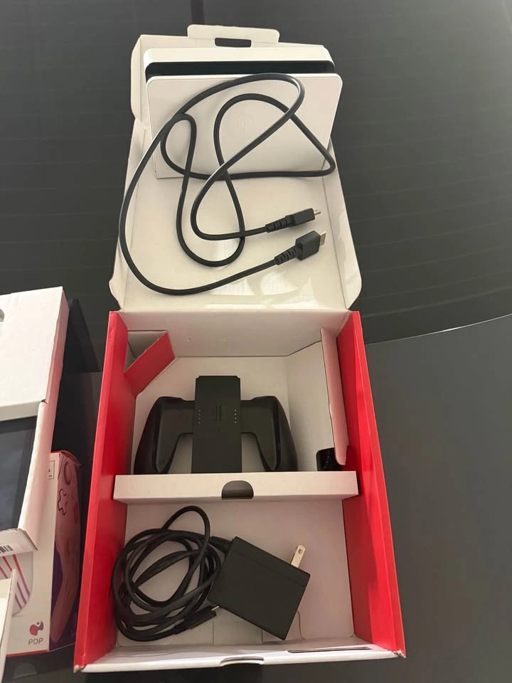 Nintendo Switch OLED Bundle - photo 3