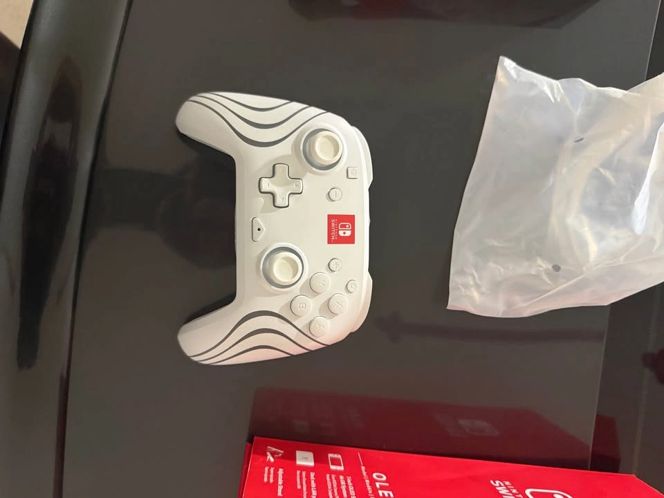 Nintendo Switch OLED Bundle - photo 4