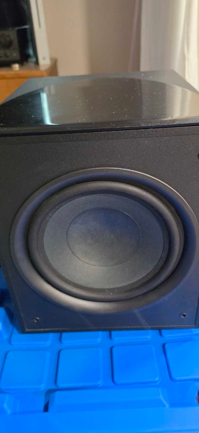 NEED GONE,Subwoofer and speakers home theater set
