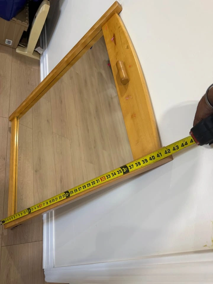 Hard wood dresser mirror - photo 3