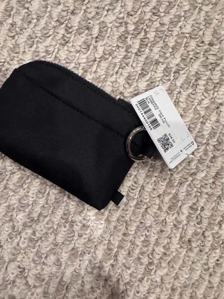 Brand New Lululemon Clippable Card Pouch - photo 3