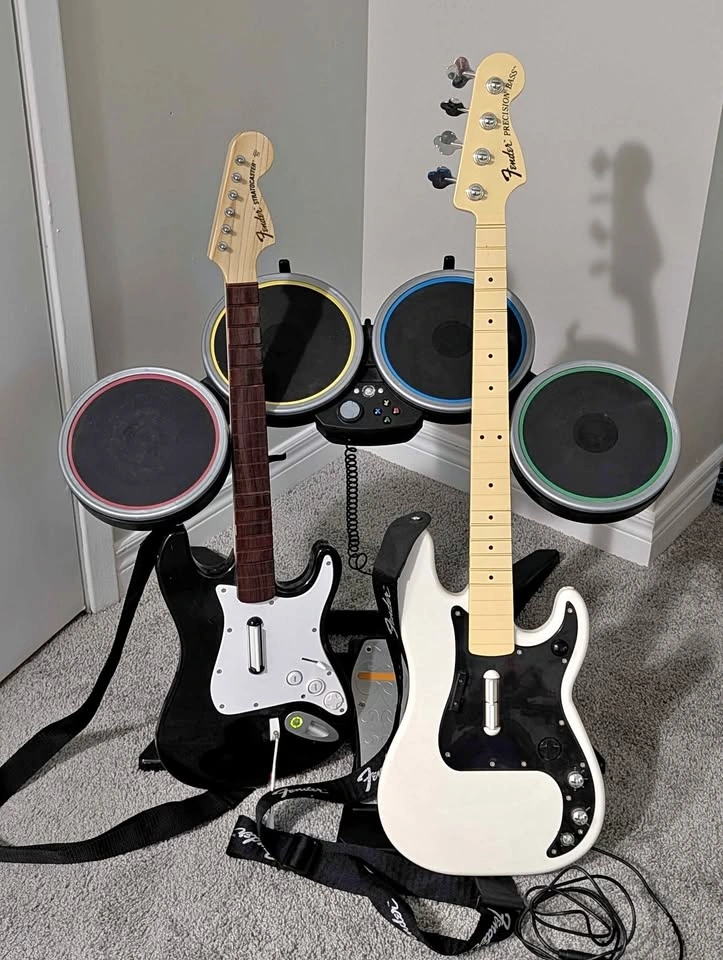 Xbox 360 Rock Band Full Band Bundle (Clone Hero / PC Ready)