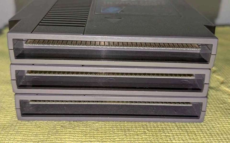 6 NES Game Lot - RoboCop, 5-Screw 10-Yard Fight & More - photo 5