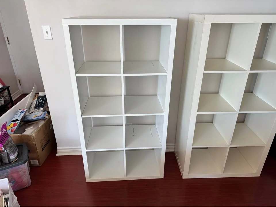 White 8-Cube Storage Shelf / Bookcase Organizer (2 Available) - photo 4