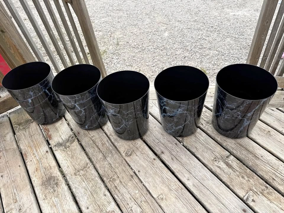 5 new 11.4L trash can for sale