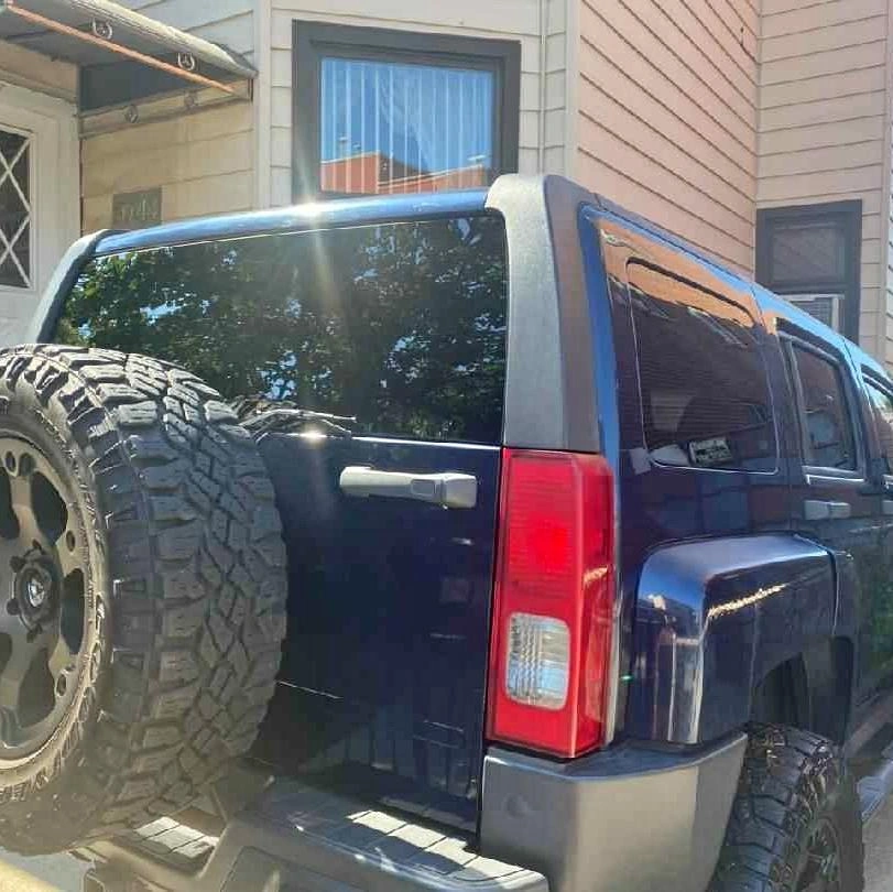 2007 Hummer H3 · Sport Utility 4D