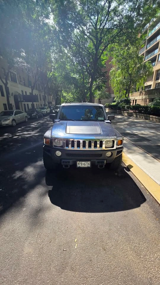 2007 Hummer H3 · Sport Utility 4D - photo 4