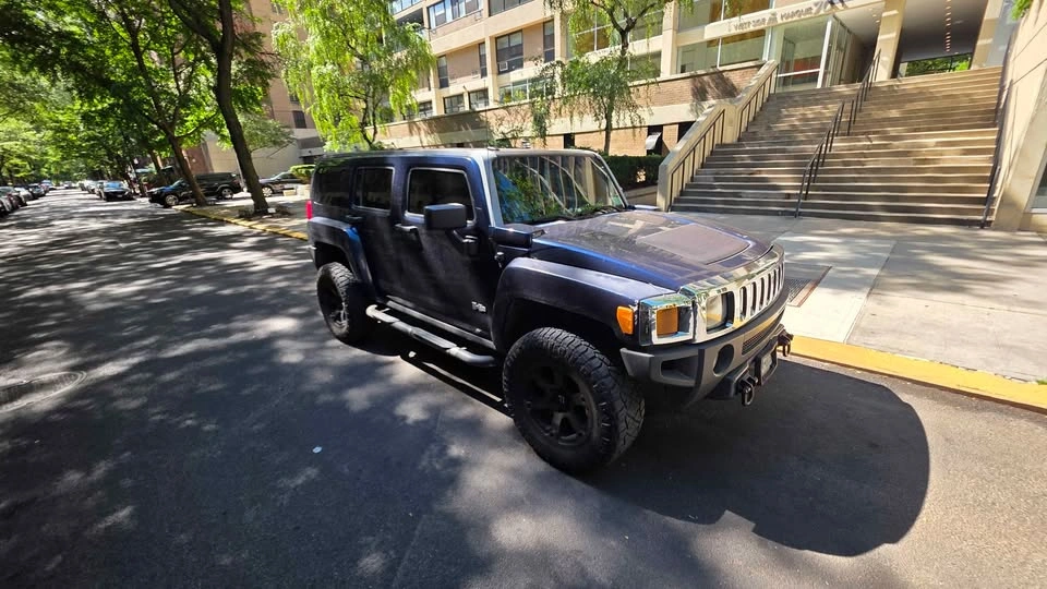 2007 Hummer H3 · Sport Utility 4D - photo 5