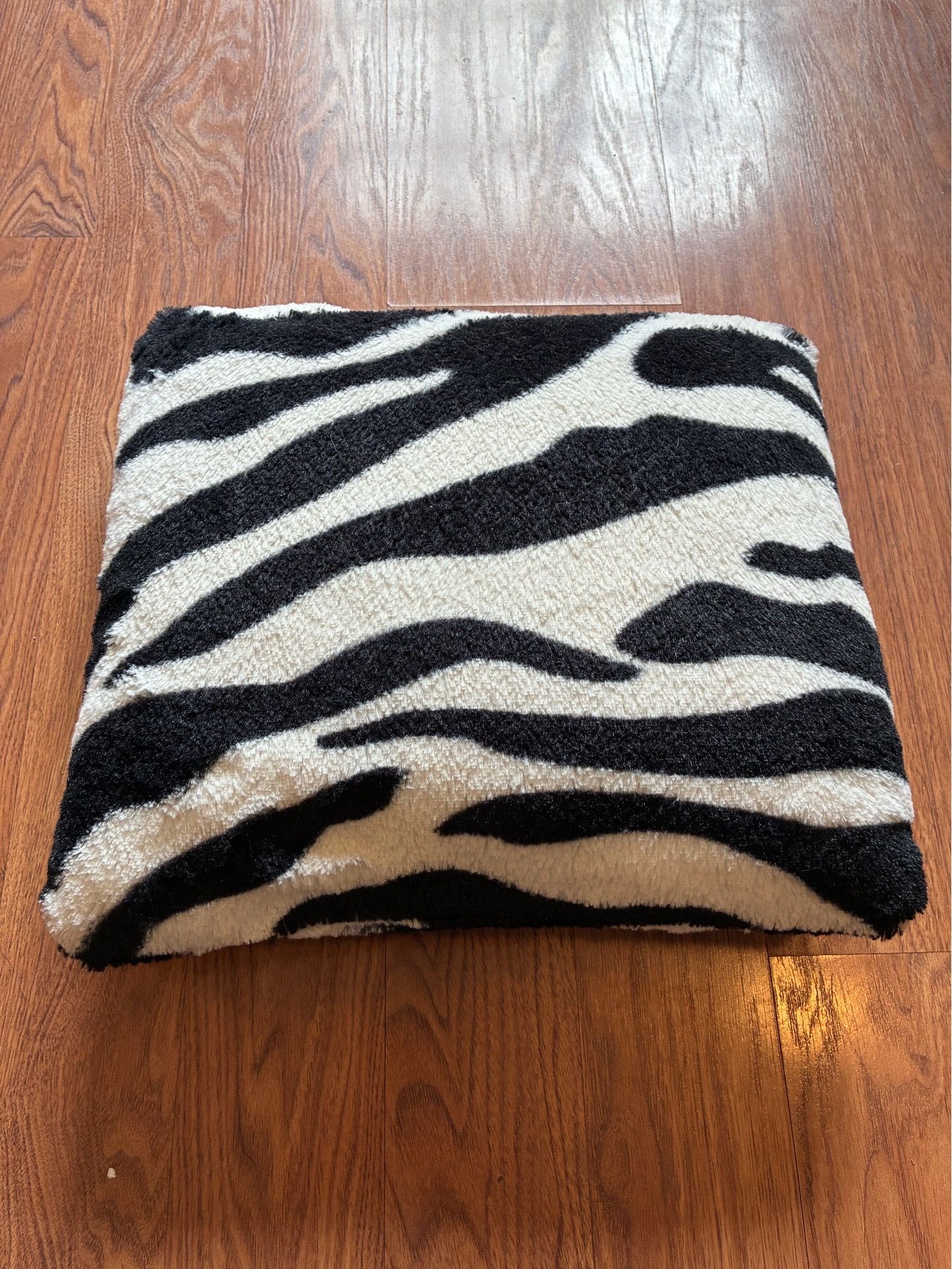 Zebra Striped Print Soft Plush Cushion Pillow - photo 2