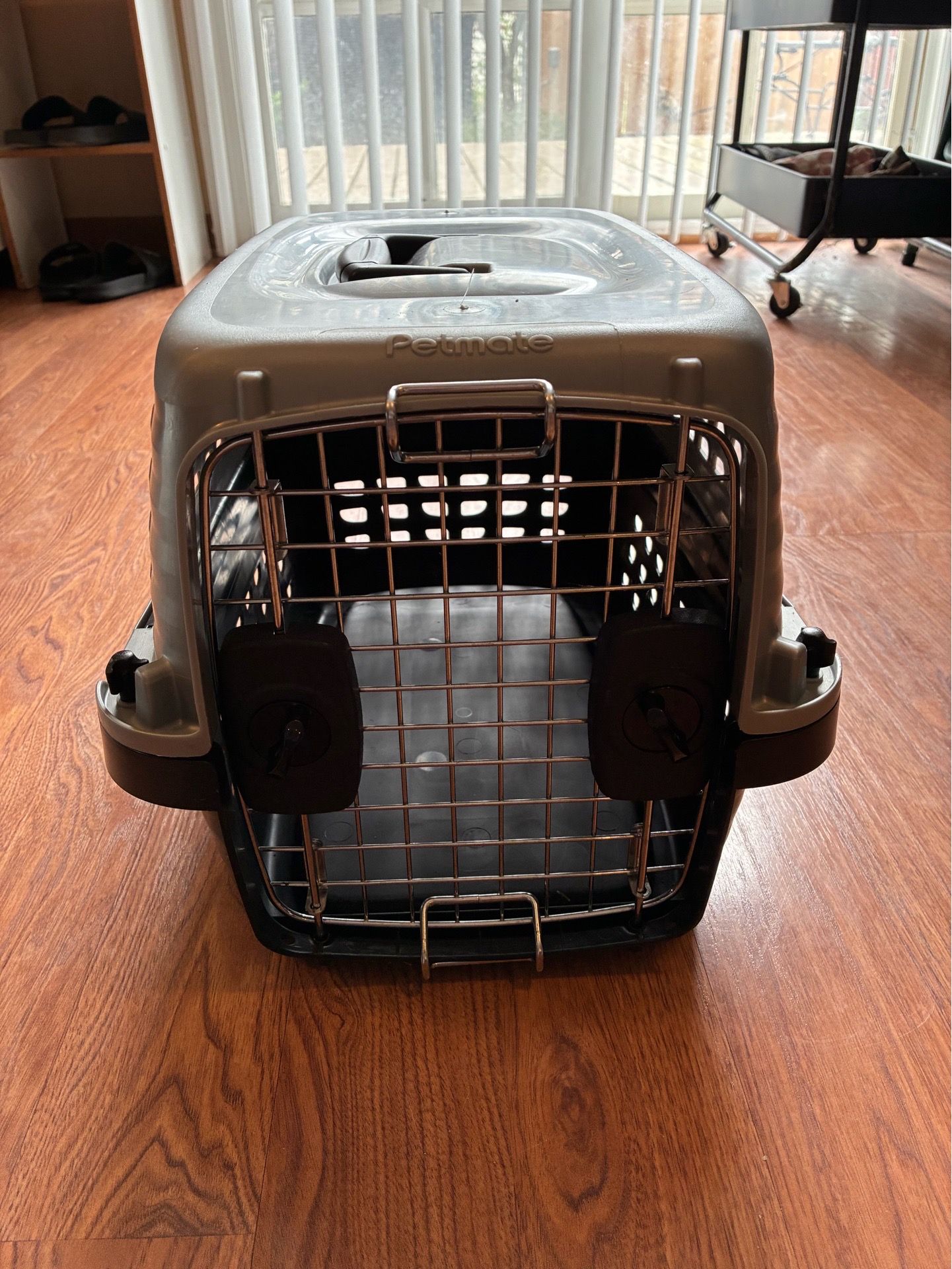 Durable Small Petmate Pet Carrier