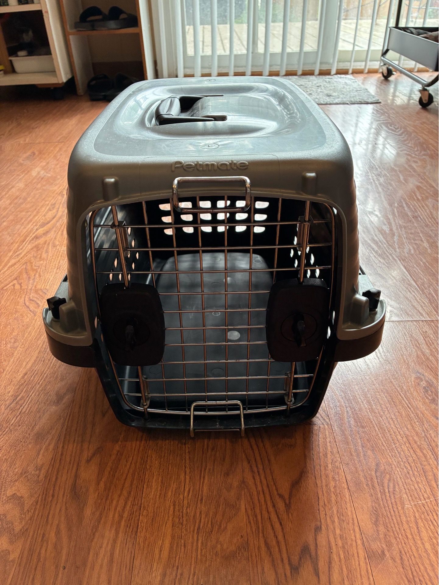Durable Small Petmate Pet Carrier