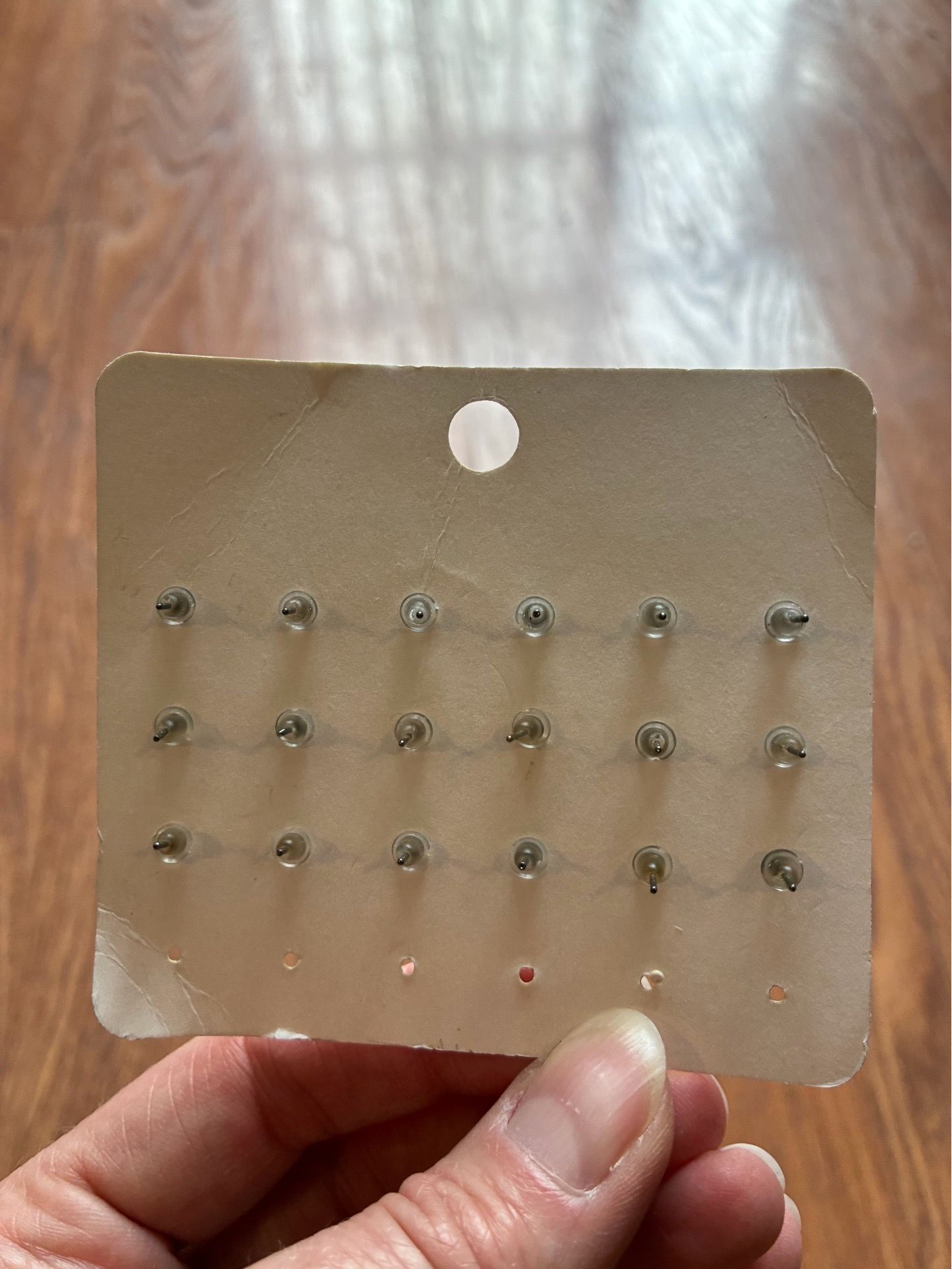 9 Pairs of Pierced Earrings - photo 2