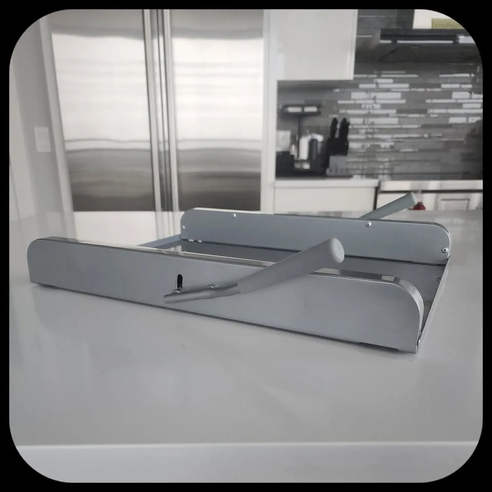 Metal Rolling Countertop Appliance Tray image indicator(3)