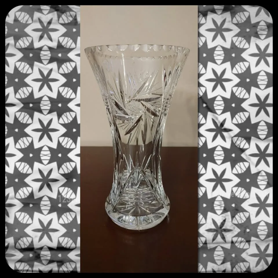 Samobor Crystal Pinwheel Vase image indicator(2)