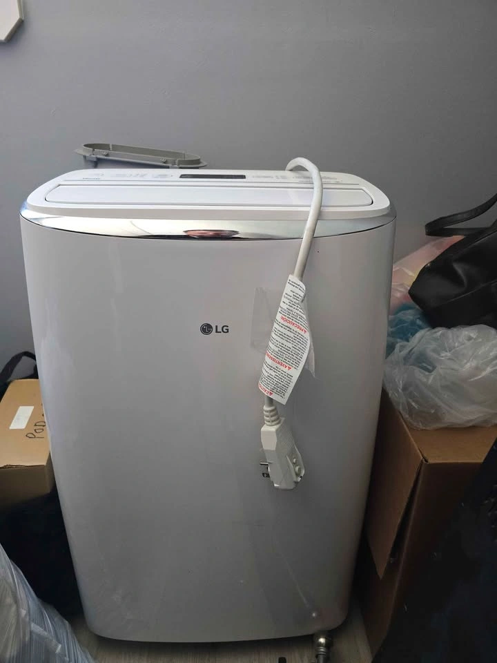 LG inverter Air Conditioner - photo 2