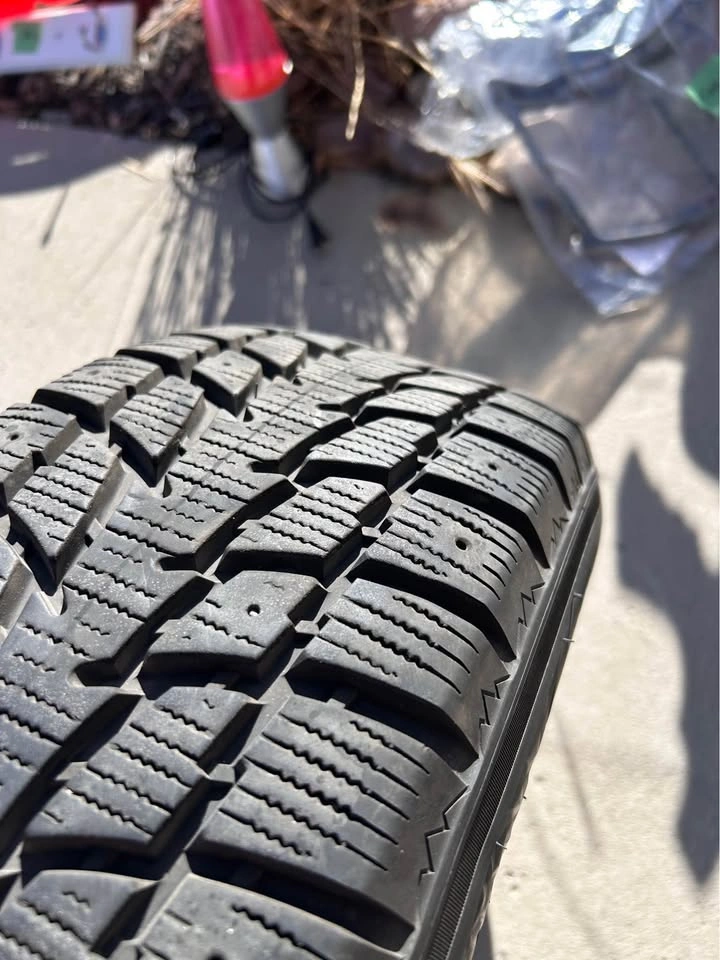 Winter studable tires on Rims 195/65R15 - photo 4